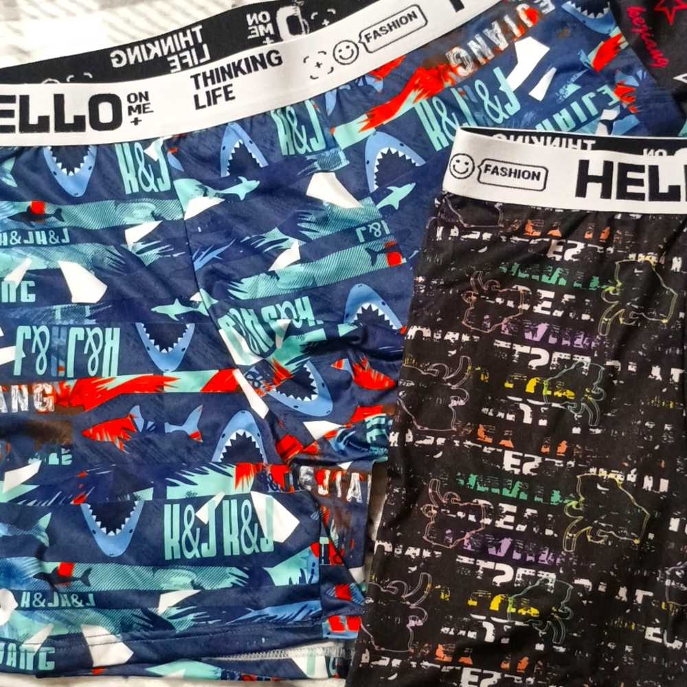 Men's boxers size medium, brand new, 3 pairs printed